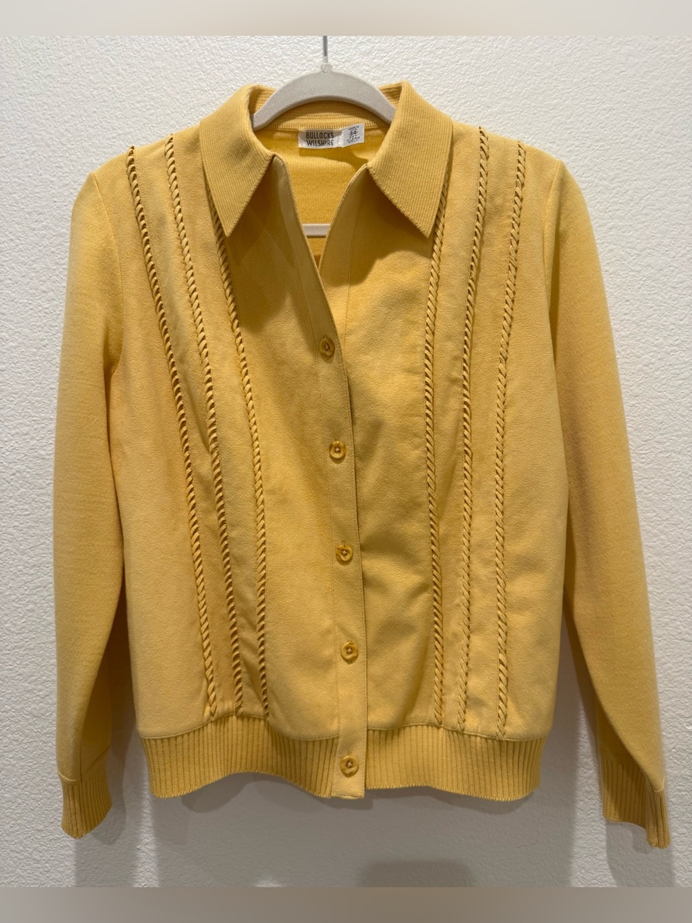 Vintage 80s Bullocks Wilshire cardigan 100% wool yellow knit collar size 34 S-M